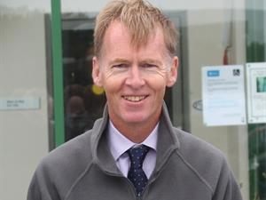 Emyr Roberts